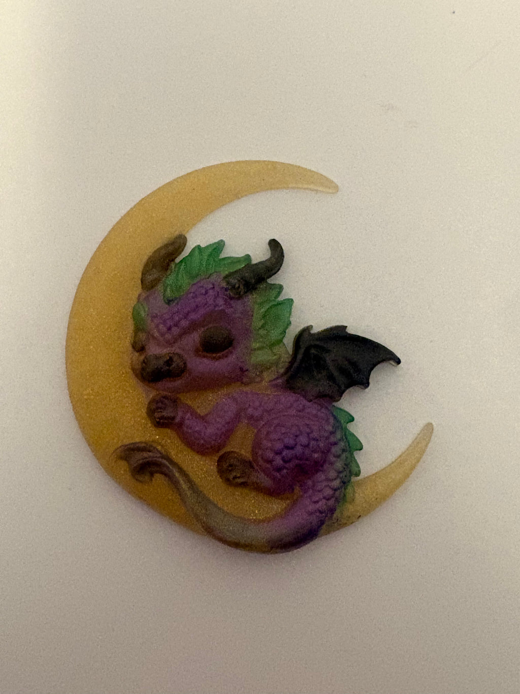 Dragon flat magnet