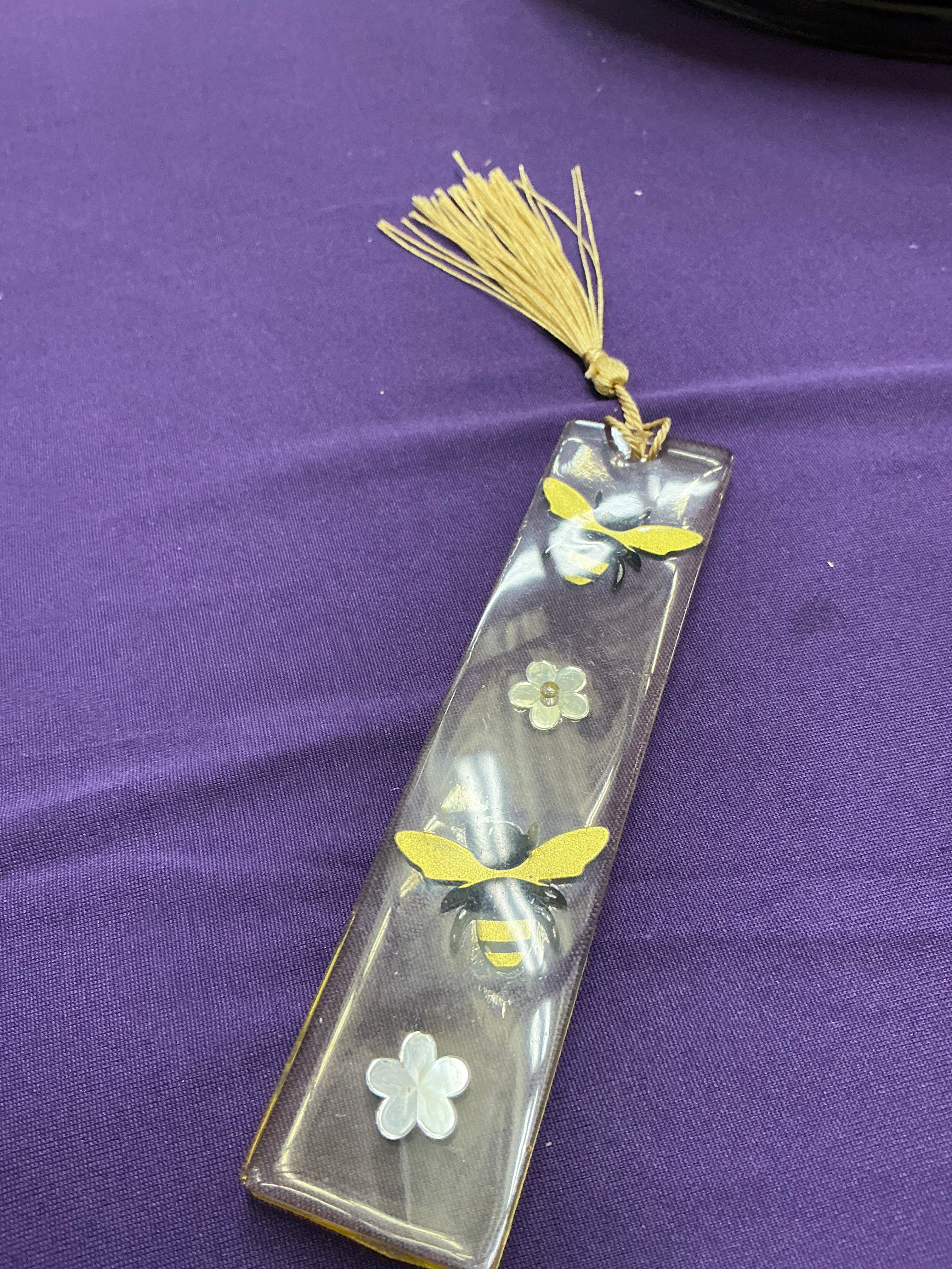 Bee Bookmark
