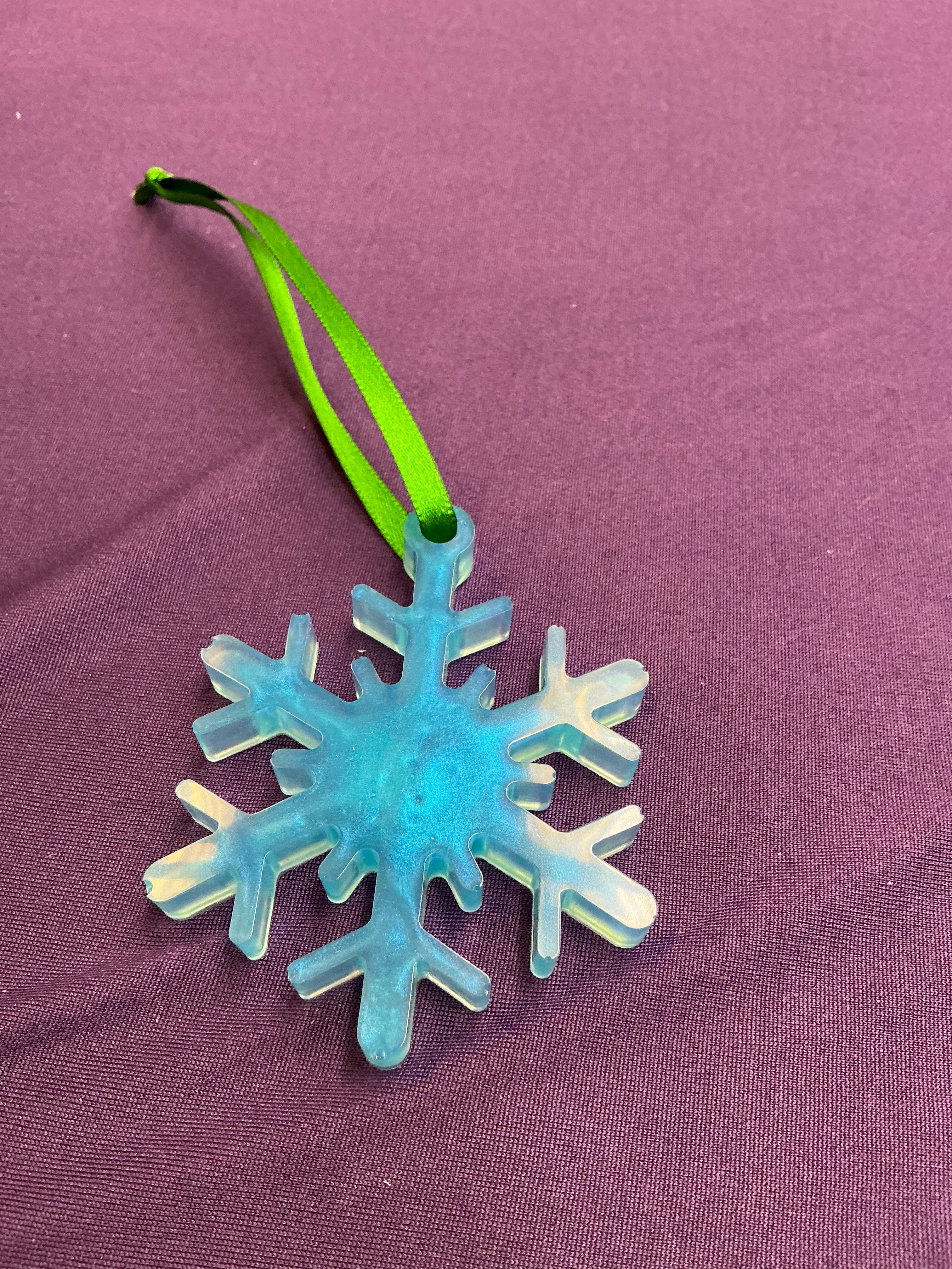 Icicle Snowflake Ornament