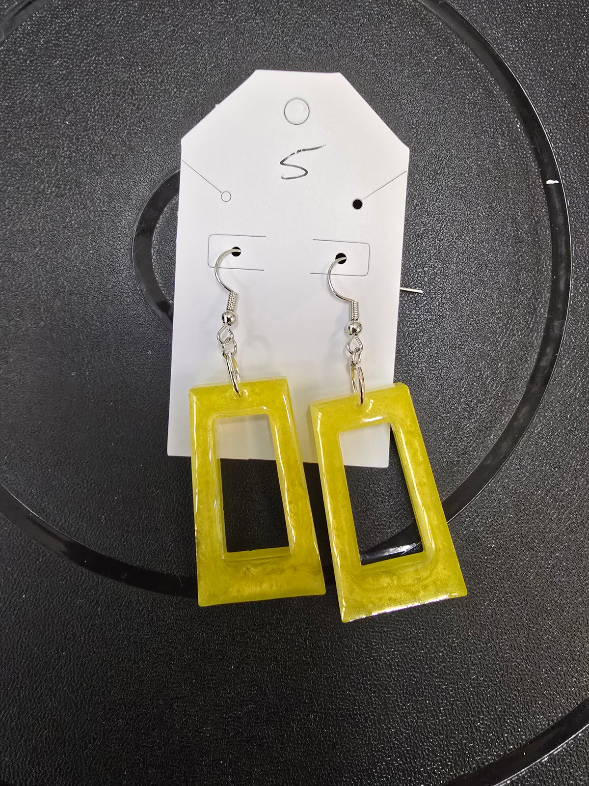 Ear rings